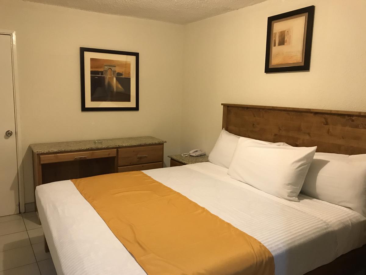 Hotel Guillen Jr Tijuana Exterior photo